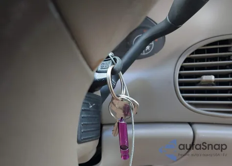 2001 Buick Century Custom из США, поврежденный, VIN 2G4WS52J511333514